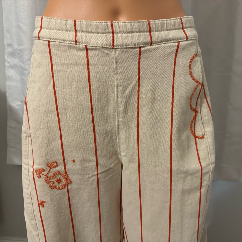 Cool Pilcro Anthropologie size M cream red stripe embroidered wide leg pants - Picture 2 of 6
